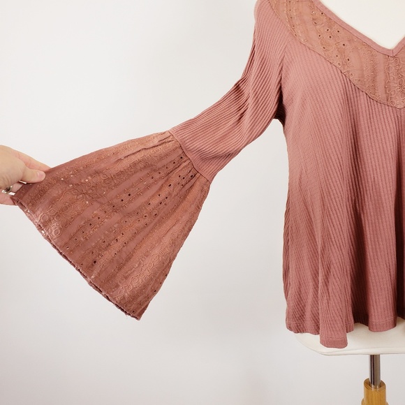 Free People Bell Sleeve Top Fall Shirt NWT - Picture 3 of 5